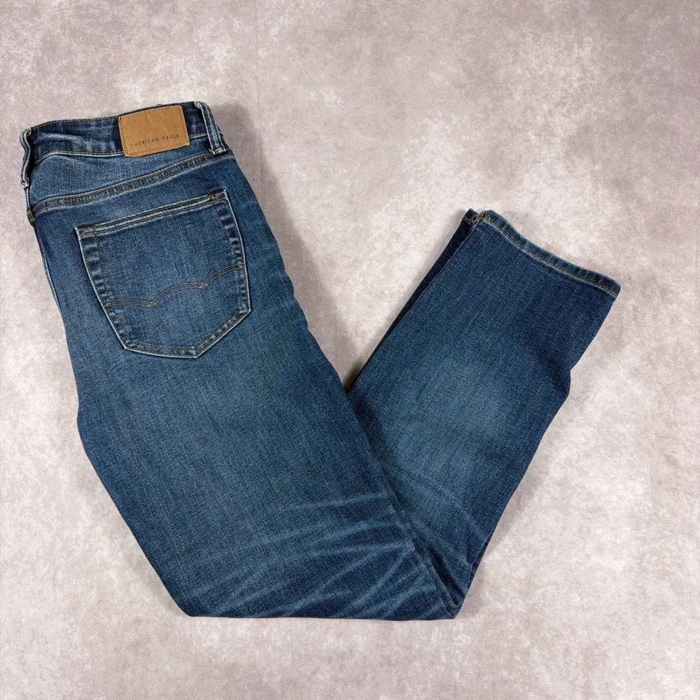 American Eagle Athletic Straight Airflex+ Temp Tech Jeans 31x32 Blue Denim Mens